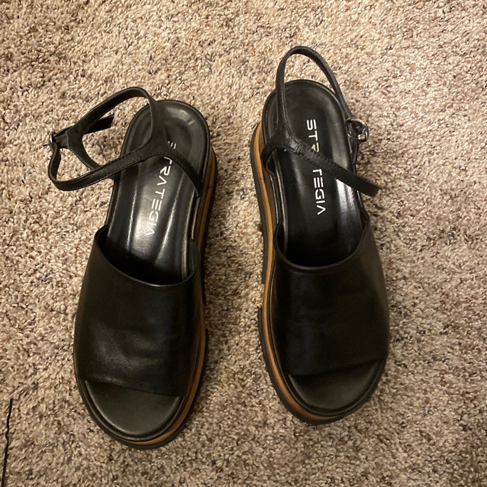 Black platforms from italy